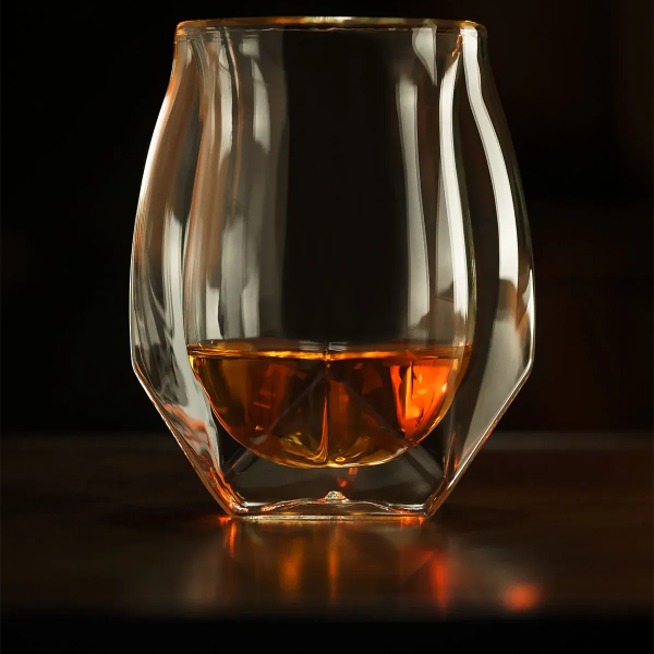 Whiskey Glassware 101: Beginner's Guide