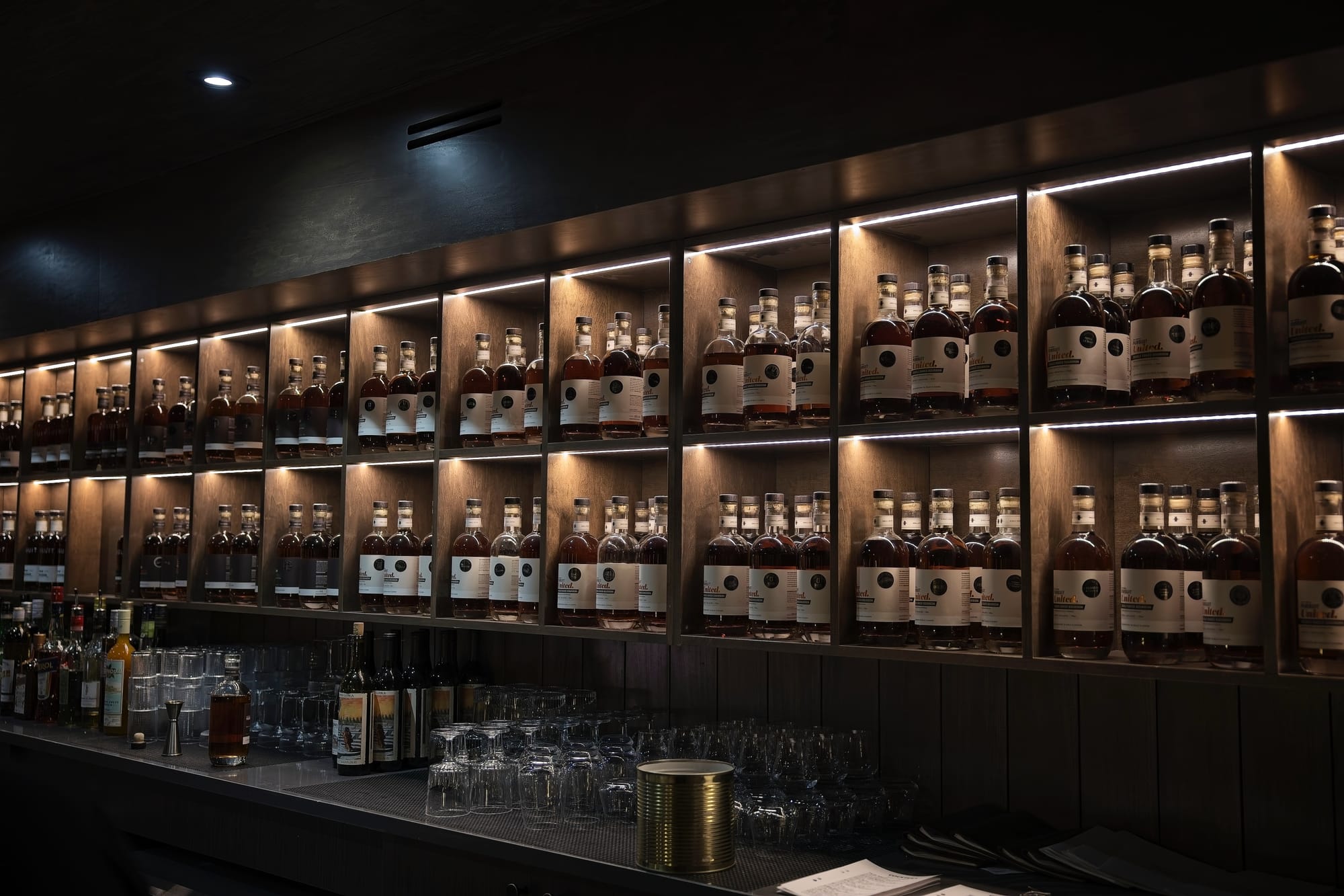 Tours, tastings, bottle shares and BBQ highlight Bourbon & Banter ’25 Summit