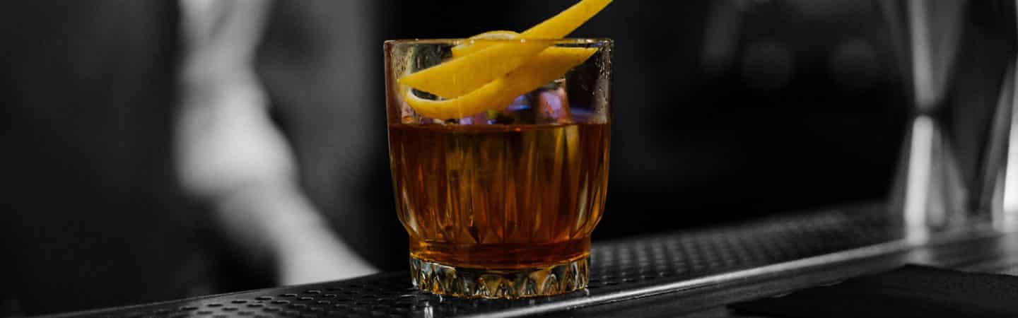 The Ultimate Guide to the Old Fashioned Cocktail Header